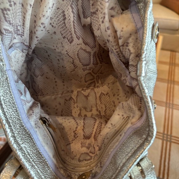 Authenticated Jimmy Choo Metallic Gold Tote - Picture 10 of 16